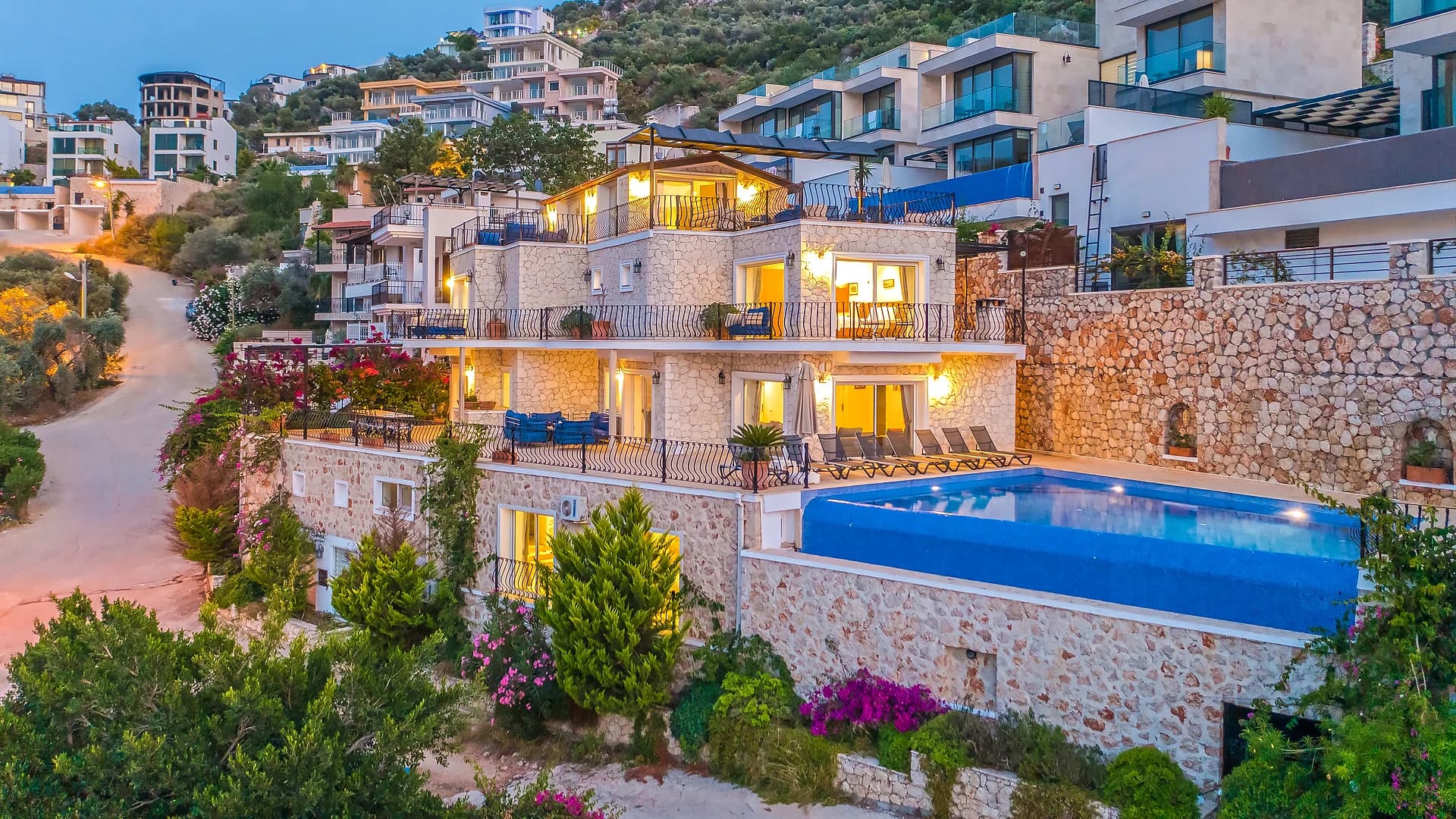 Villa Mavella 49
