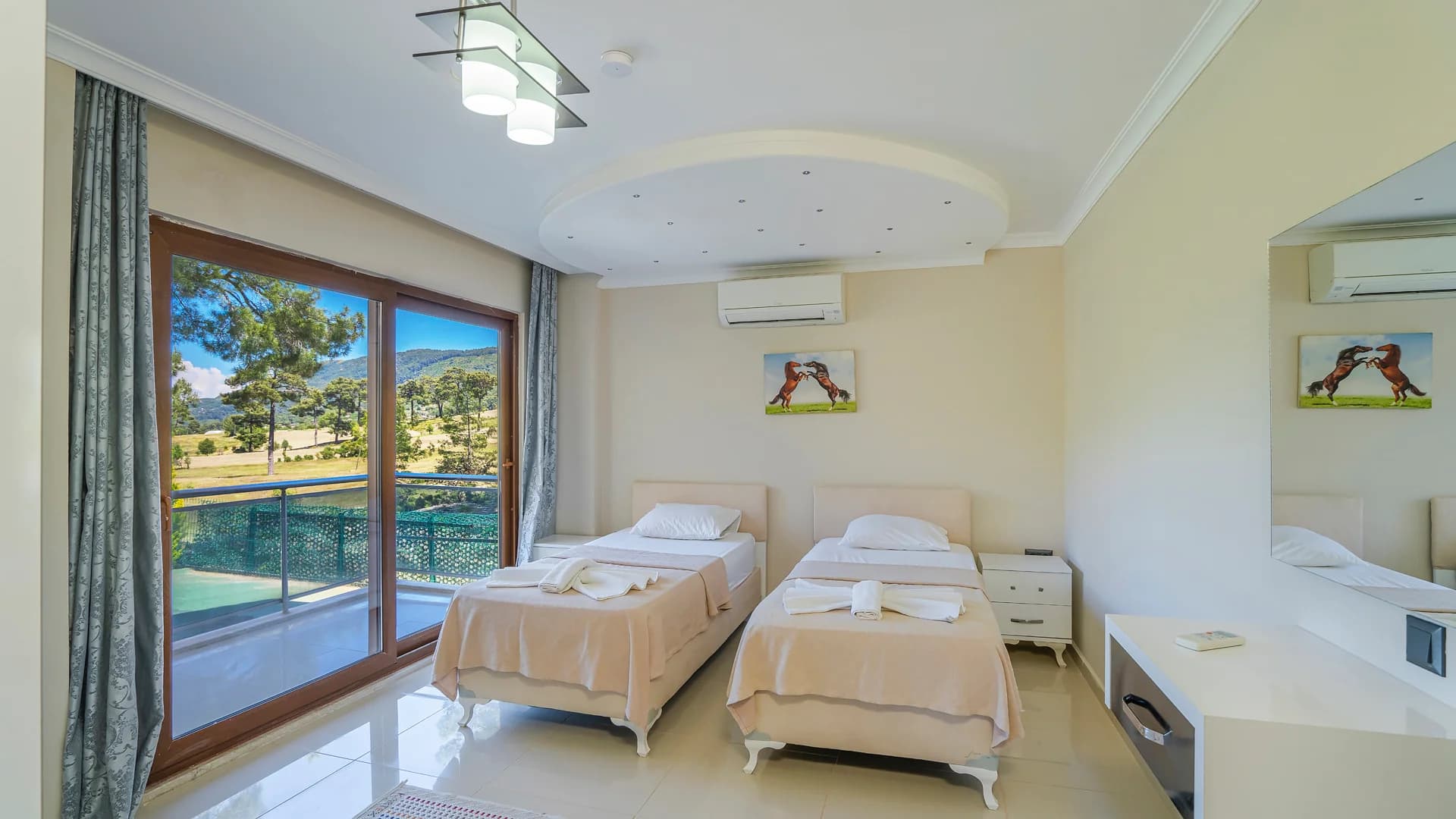 Villa Palace 22
