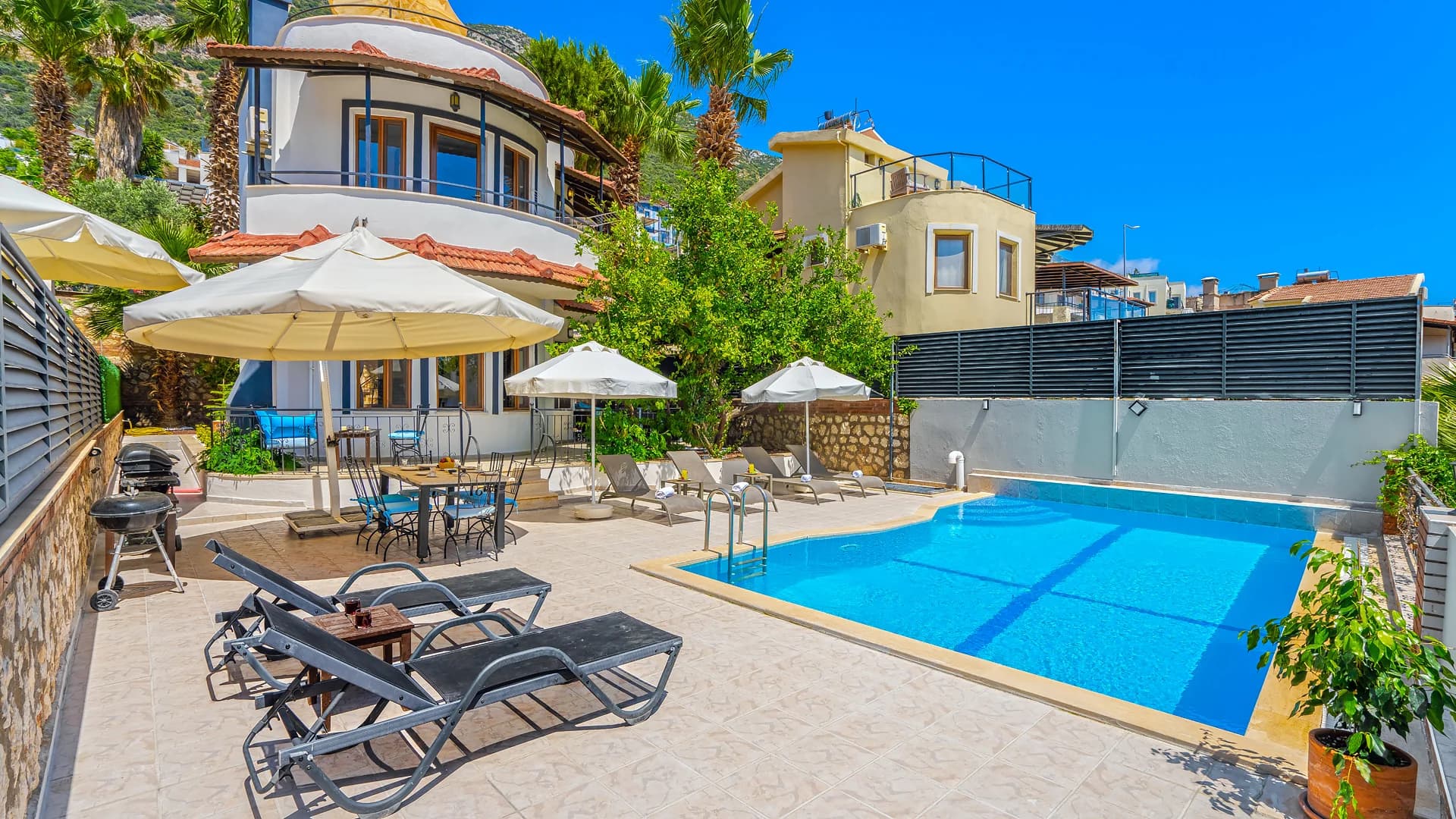 Villa Nista 2