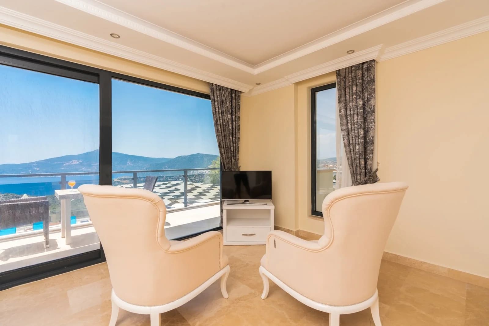 Villa Emperor 35