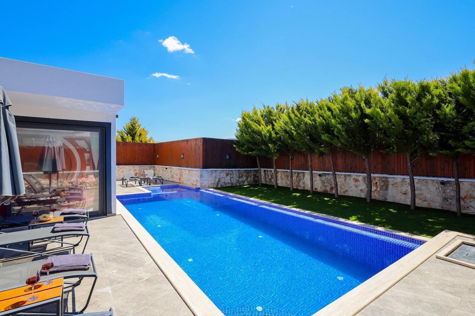 Villa Silver 3