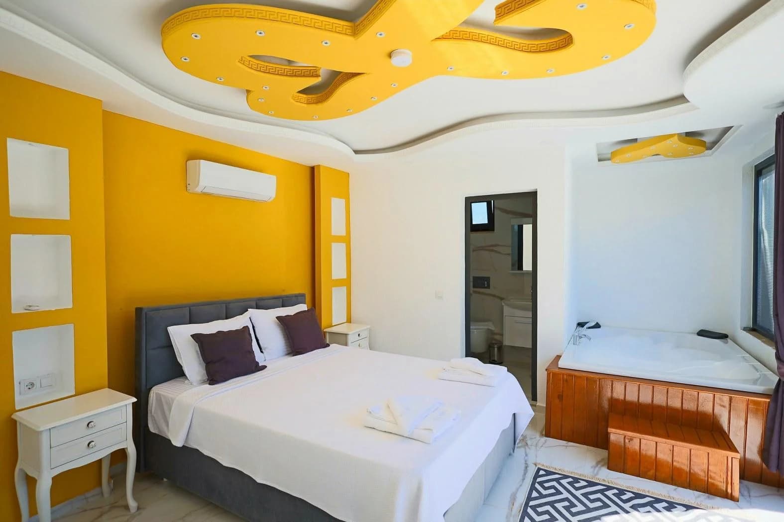 Villa Silver 37