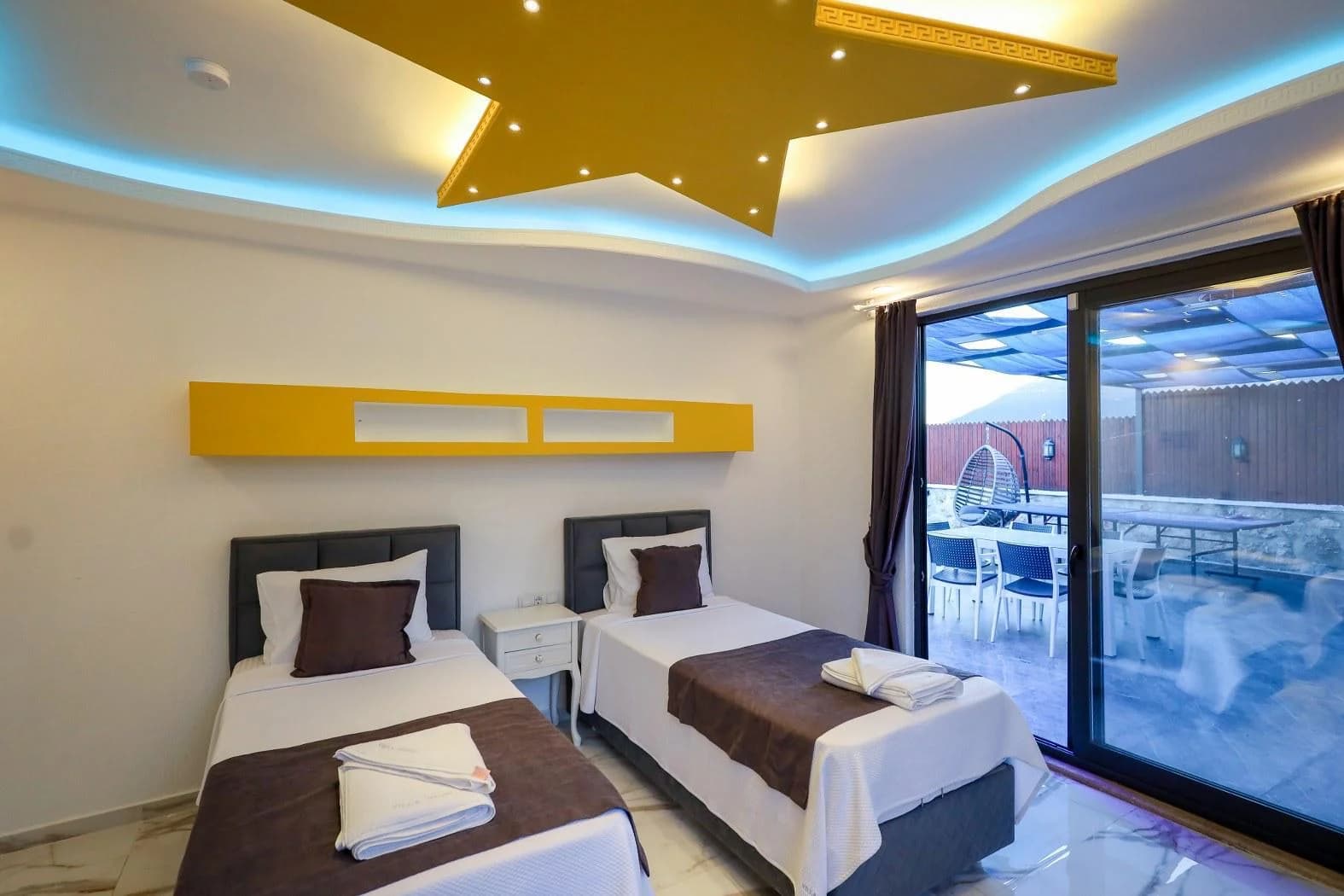 Villa Silver 38