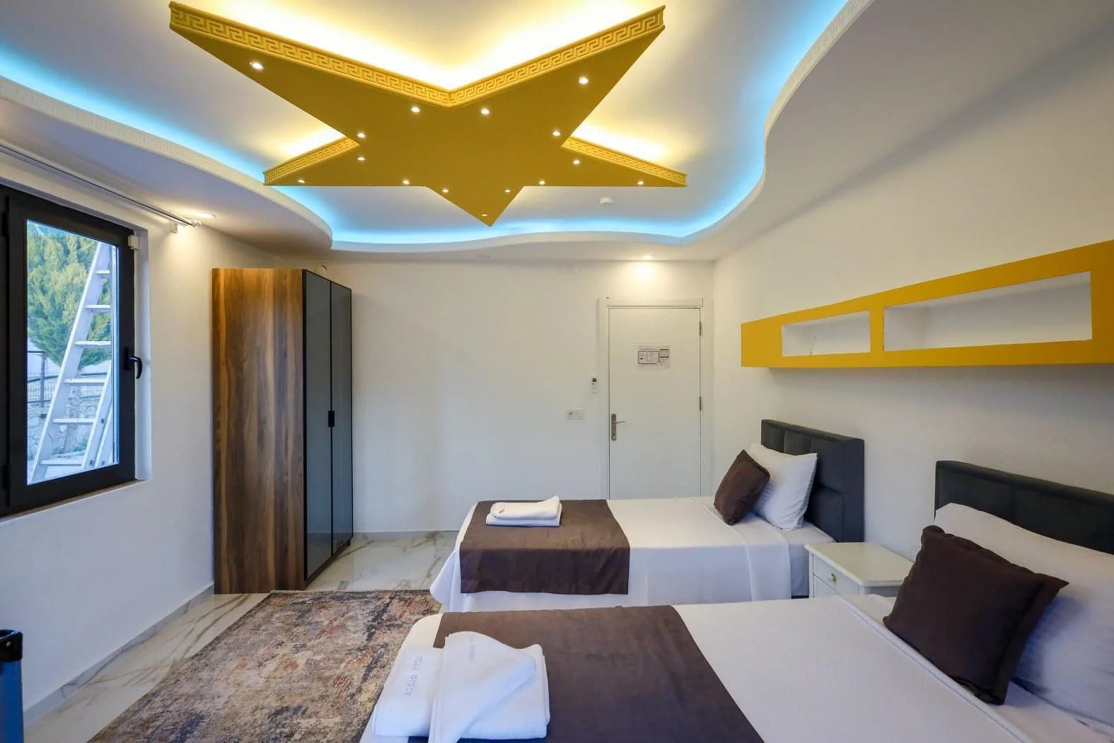 Villa Silver 46