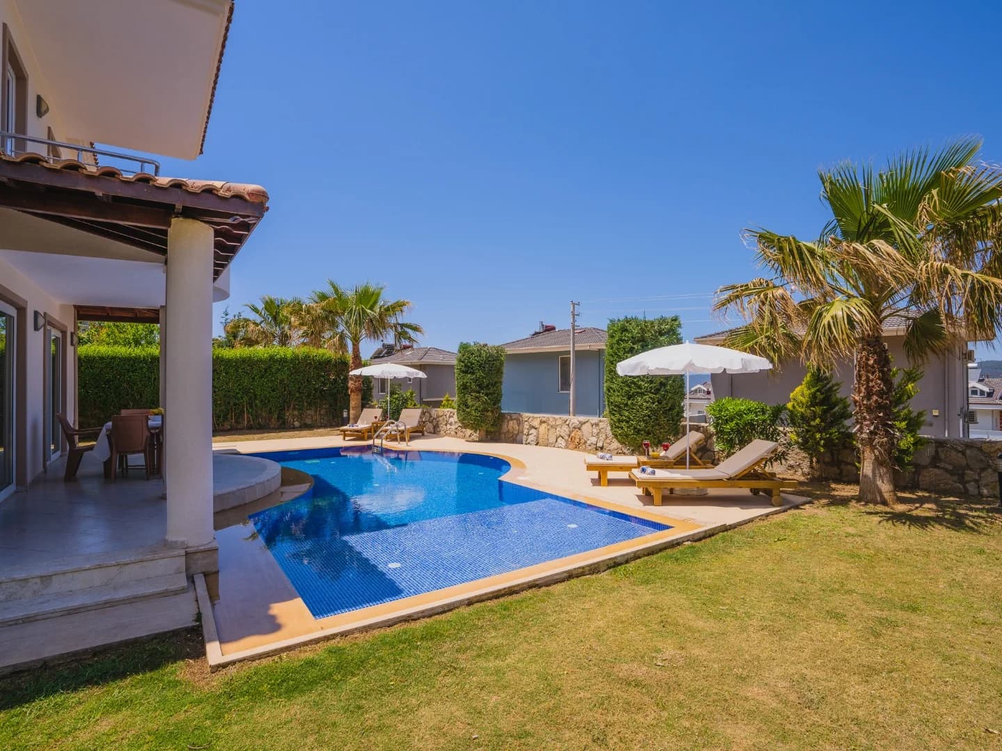 Villa Royce 14 7