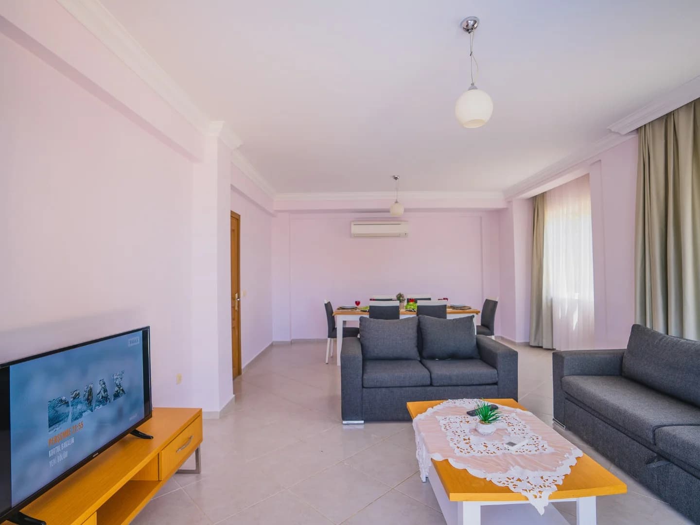 Villa Royce 14 18