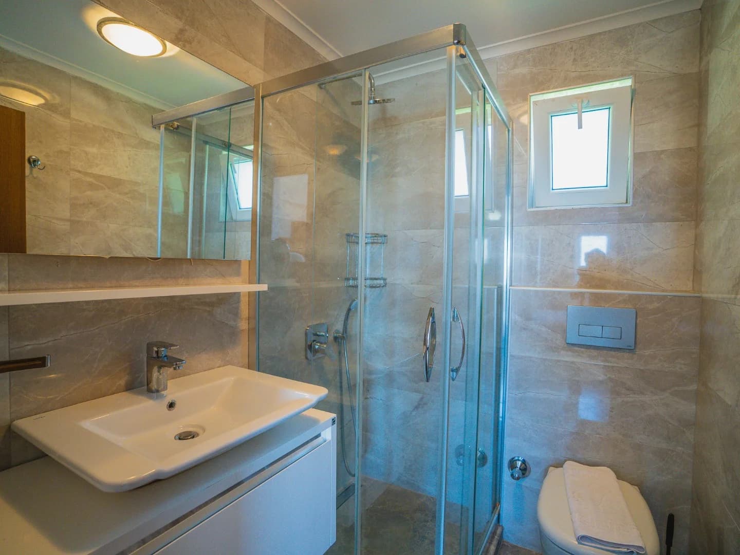 Villa Royce 14 28