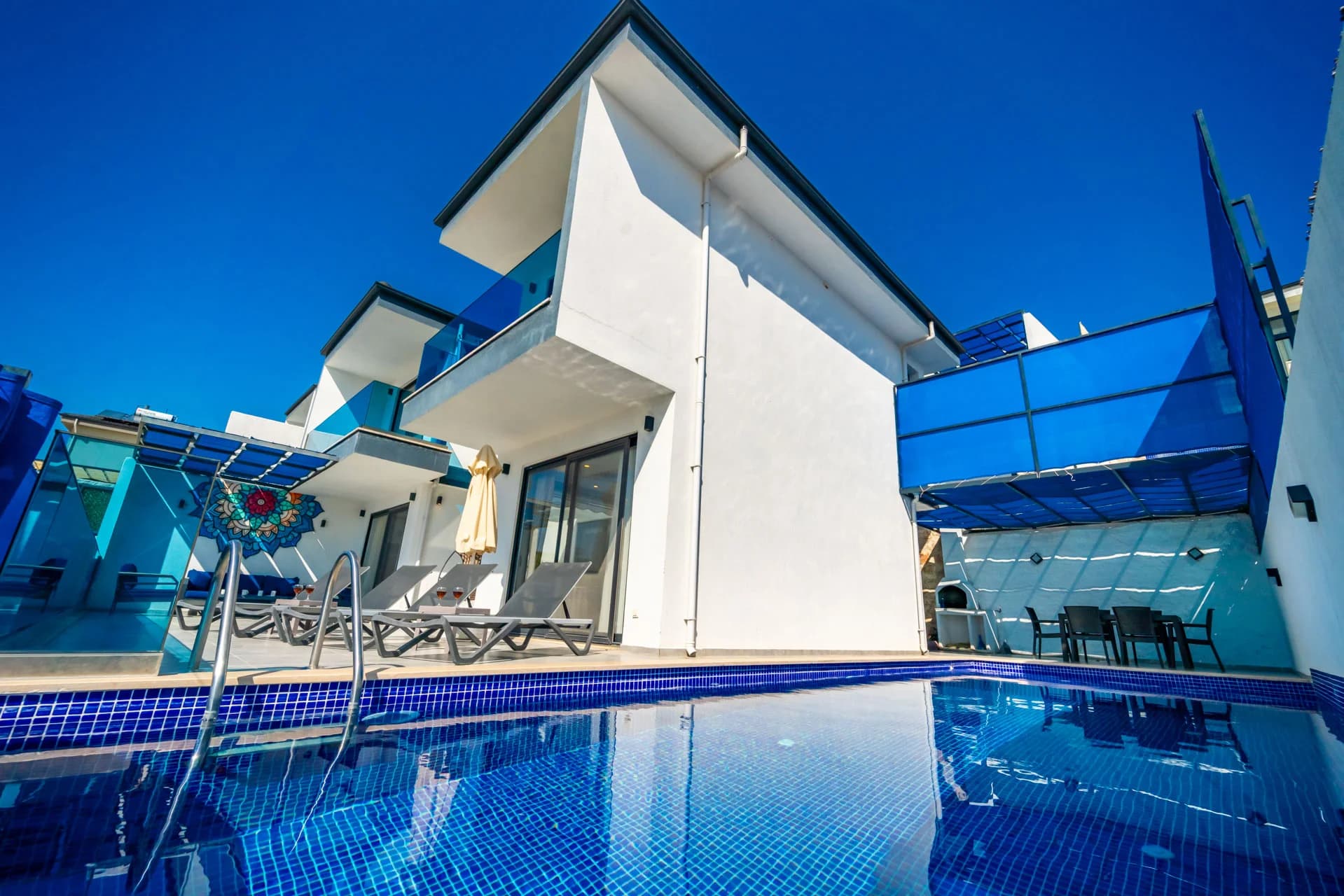 Villa Berry Viana 1